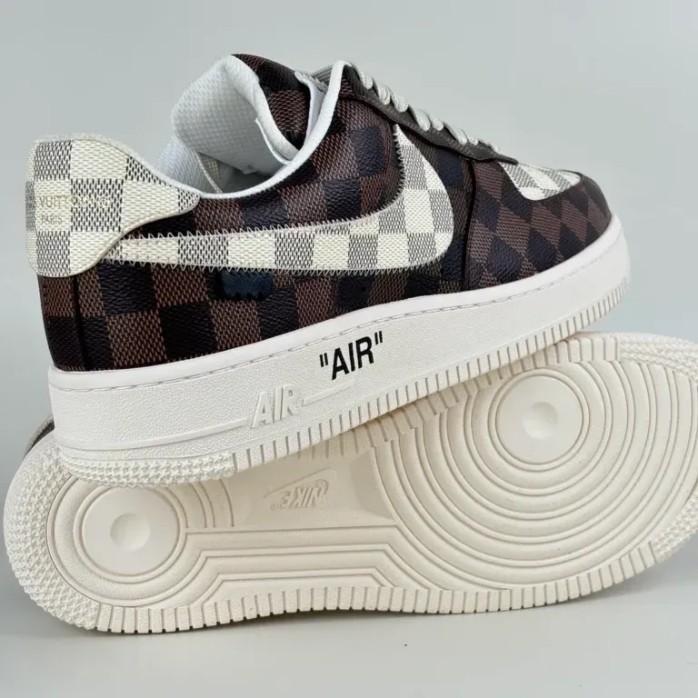 Louis Vuitton x Nike Air Force 1 ‘Royal Black’